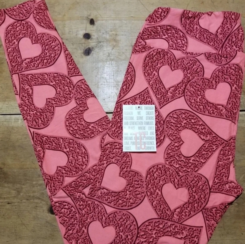 Lularoe Valentine's Day Leggings TC